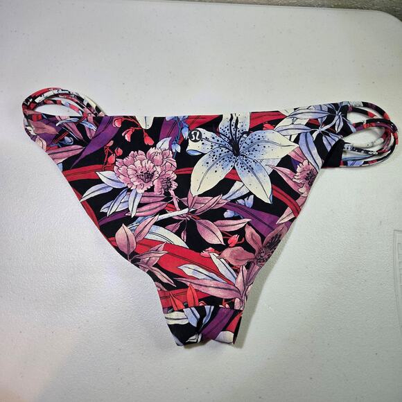 Lululemon Low Rise Shoreline Bikini Bottom in‎ Lush Lillies Women's Size 8 - Picture 4 of 5